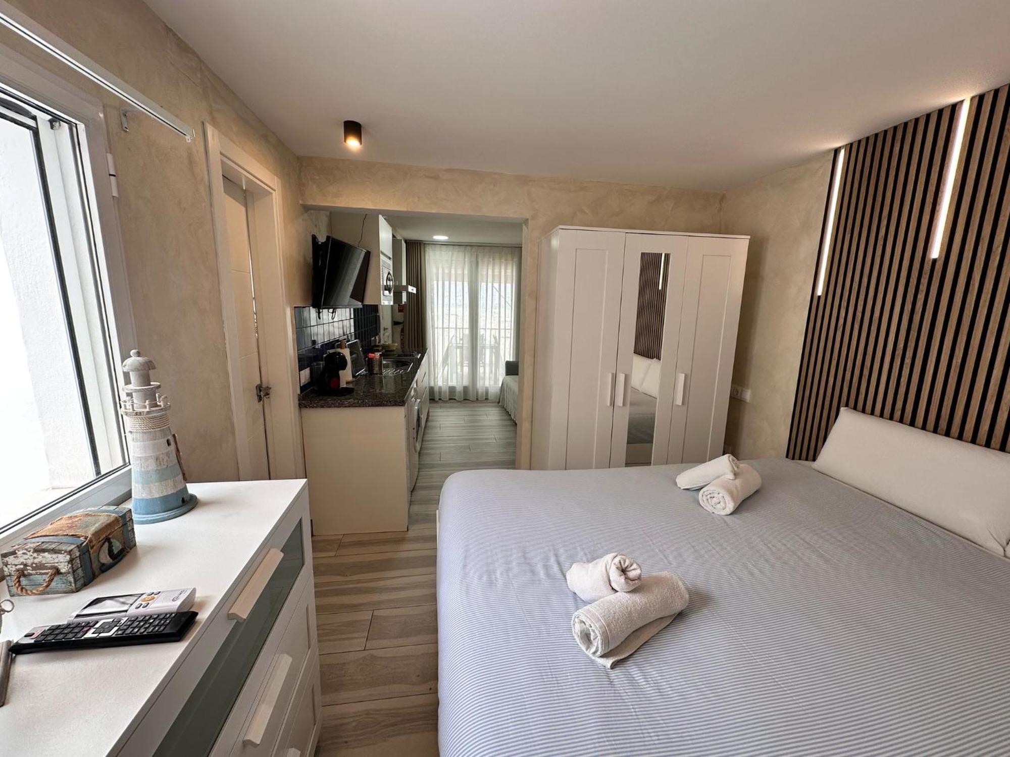 Playa Carihuela Apartamentos El Carmen Торемолинос Екстериор снимка